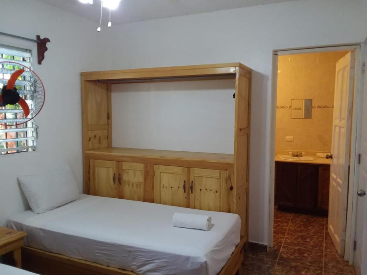 Las Galeras Island Hostel Buitenkant foto