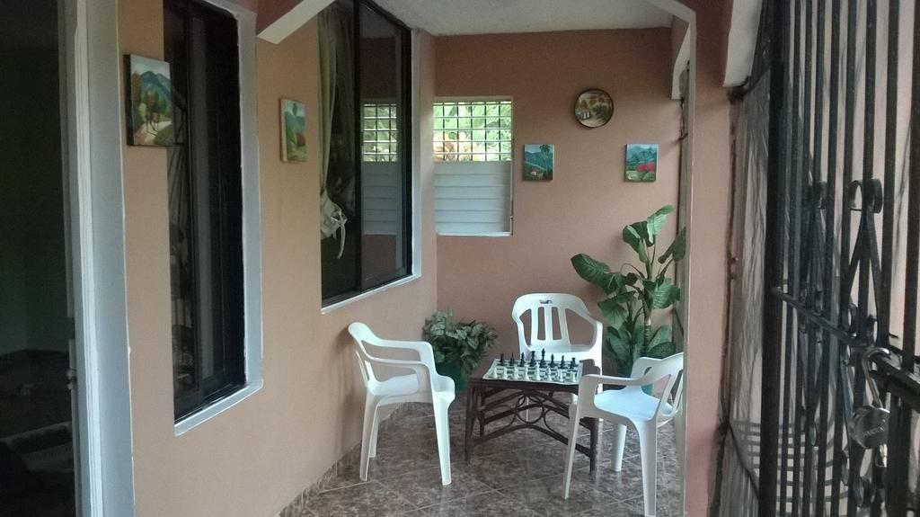 Las Galeras Island Hostel Buitenkant foto
