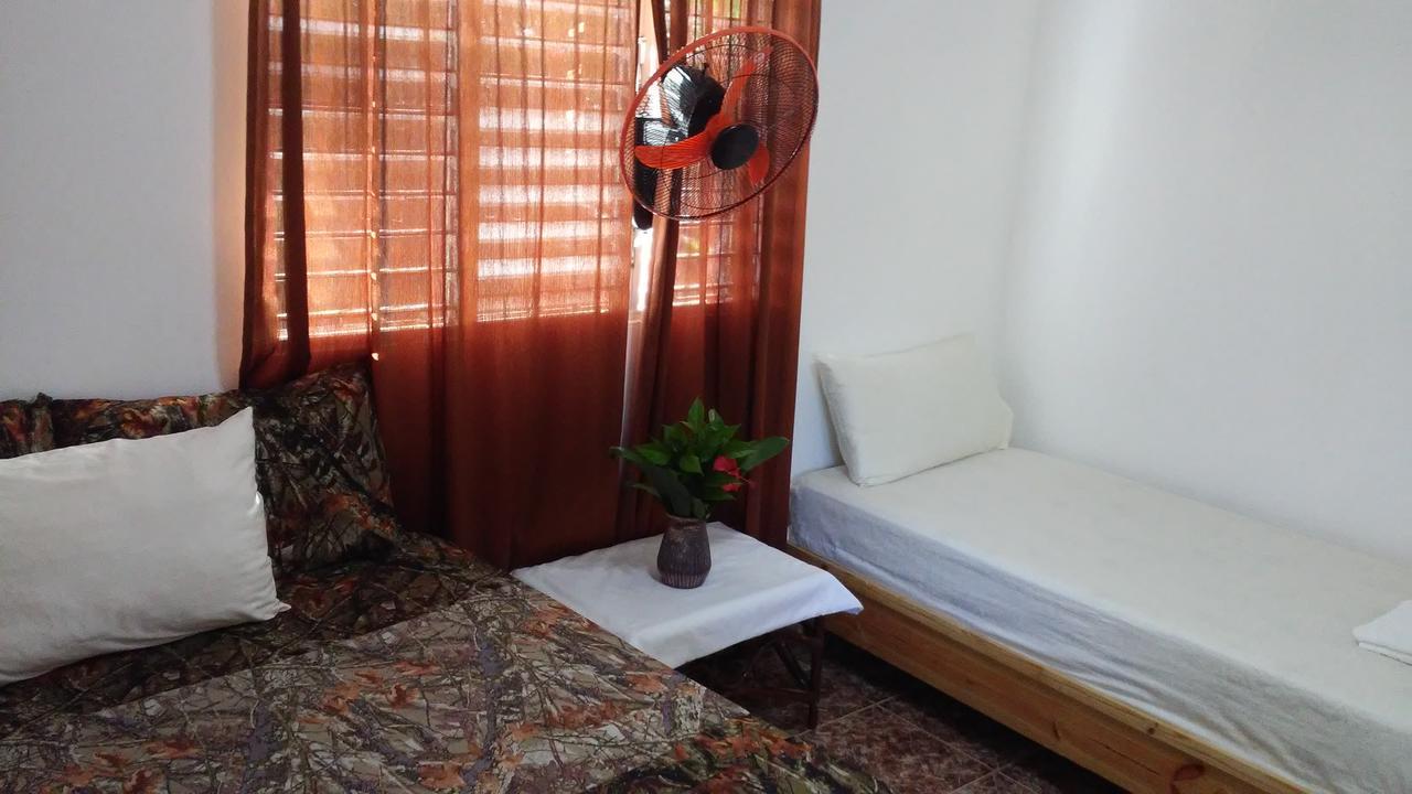 Las Galeras Island Hostel Buitenkant foto
